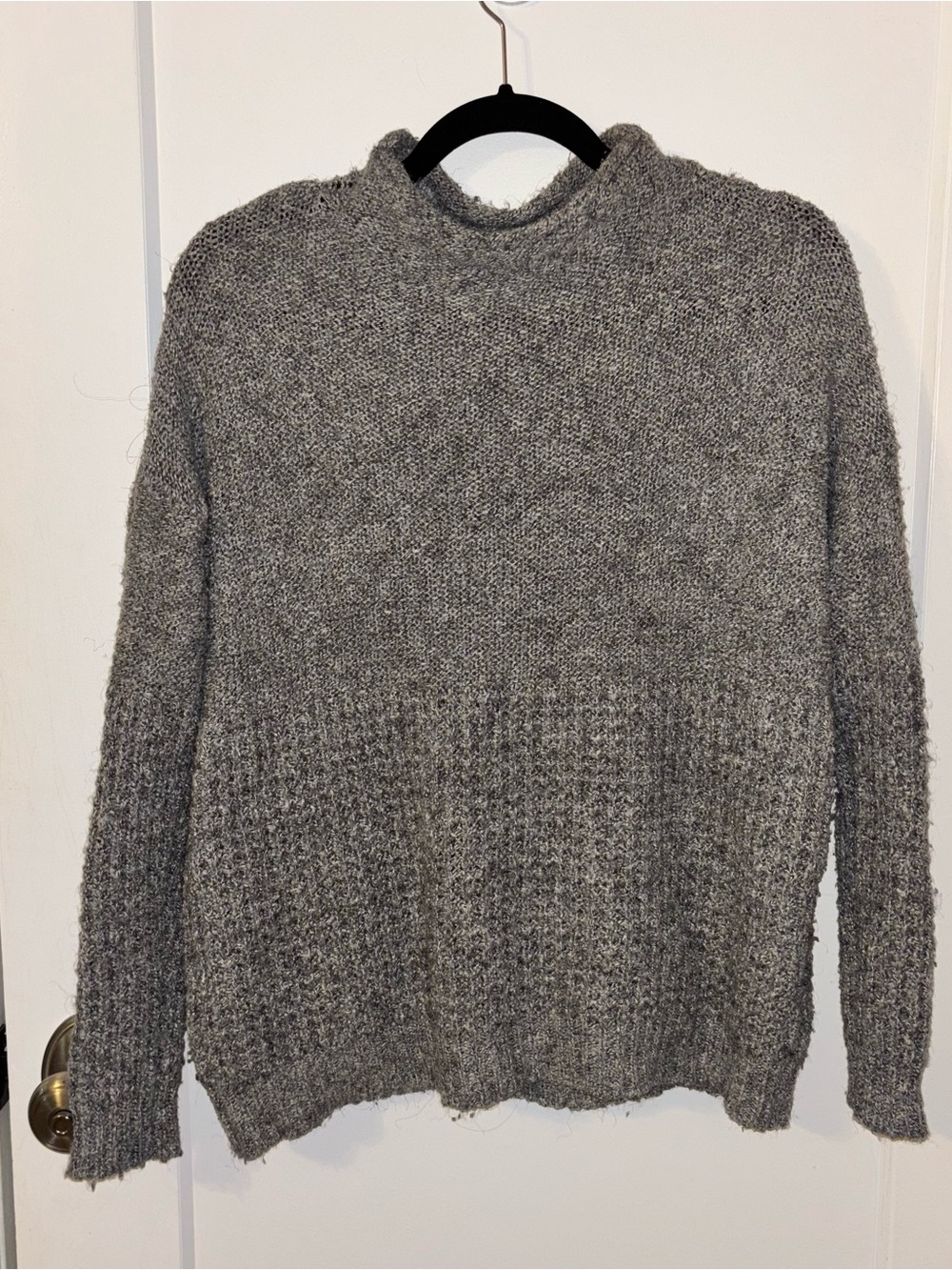 American Eagle Outfitters Knit Gray Mock Neck Sweater